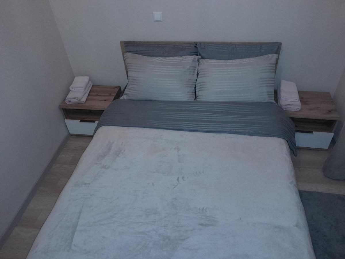 Gray Apartament 2 Πρίστινα Εξωτερικό φωτογραφία